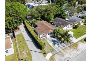 1243 42nd Street, Miami, FL 33142 - MLS#A12033976