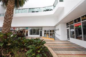 7135 Collins Ave Apt 735, Miami Beach, FL 33141, - MLS#A12033997