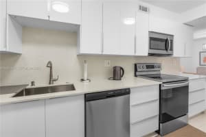 1849 Ocean Drive, Hallandale Beach, FL 33009 - MLS#A12034027