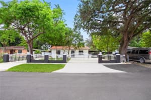9290 Nw 32nd Ct Road, Miami, Fl 33147, Miami 9290 Nw 32nd Ct Road, Miami, Fl 33147, Miami