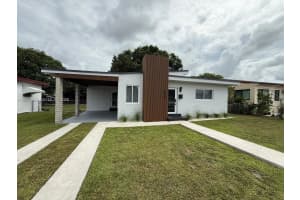 521 E 33rd St, Hialeah, FL 33013, - MLS#A12034077