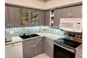 1965 Ocean Drive, Hallandale Beach, FL 33009 - MLS#A12034114