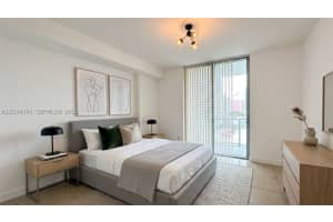 79 SW 12th St Apt 1102-S, Miami, FL 33130, - MLS#A12034143
