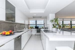 3 Grove Isle Drive, Miami, FL 33133 - MLS#A12034147