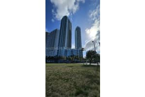 1900 Bayshore Drive, Miami, FL 33132 - MLS#A12034173