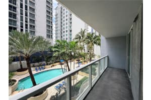 Vizcayne, 253 NE 2nd St Apt 1006, Miami, FL 33132, - MLS#A12034266