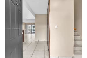 210 87th Avenue, Miami, FL 33172 - MLS#A12034326