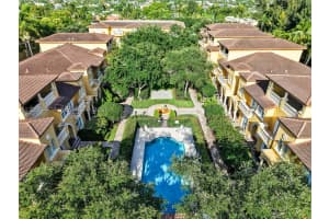 425 69th Circle, Boca Raton, FL 33487 - MLS#A12034404
