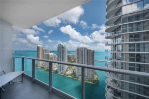 300 S Biscayne Boulevard T3406, Miami, Fl 33131, Miami 300 S Biscayne Boulevard T3406, Miami, Fl 33131, Miami