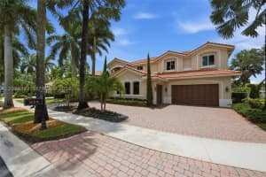 929 Gulfstream Court, Weston, FL 33327 - MLS#A12034492