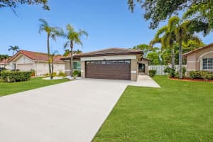414 177th Avenue, Pembroke Pines, FL 33029 - MLS#A12034519