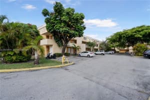 9371 Fontainebleau Boulevard, Miami, FL 33172 - MLS#A12034575