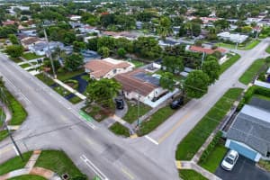 1901 56th Avenue, Hollywood, FL 33021 - MLS#A12034585