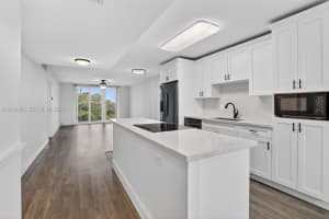 250 Jacaranda Drive, Plantation, FL 33324 - MLS#A12034596