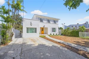 2431 SW 4th St, Miami, FL 33135, - MLS#A12034652