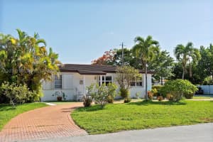 6801 SW 27th St, Miami, FL 33155, - MLS#A12034719