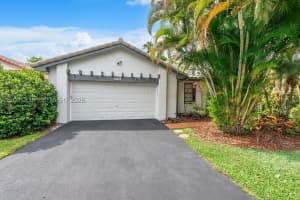 2073 Montpeliar, Weston, FL 33326, Weston, FL 33326 - MLS#A12034730