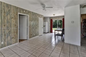 6211 19th Street, Sunrise, FL 33313 - MLS#A12034936