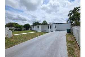 9590 32nd Court, Miami, FL 33147 - MLS#A12035051
