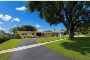1812 N 45th Avenue, Hollywood, Fl 33021, Hollywood