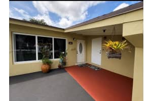 1812 N 45th Ave, Hollywood, FL 33021, - MLS#A12035057