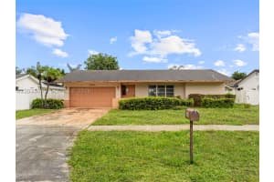 2862 13th Court, Deerfield Beach, FL 33442 - MLS#A12035085