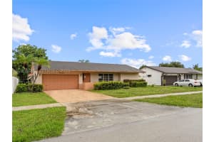 2862 13th Court, Deerfield Beach, FL 33442 - MLS#A12035085