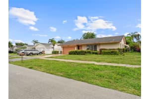 2862 13th Court, Deerfield Beach, FL 33442 - MLS#A12035085