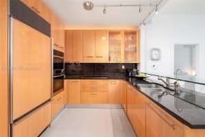6799 Collins Avenue, Miami Beach, FL 33141 - MLS#A12035098