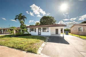 1421 33rd Avenue, Lauderhill, FL 33311 - MLS#A12035224