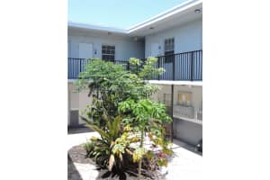 3615 Thomas Ave Apt 11, Miami, FL 33133, - MLS#A12035240