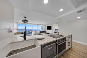 7601 Treasure Drive, North Bay Village, FL 33141 - MLS#A12035336