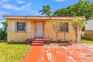 151 16th Street, Hialeah, FL 33010 - MLS#A12035373