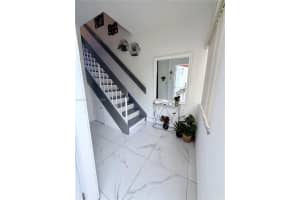 270 71st Avenue, Miami, FL 33126 - MLS#A12035538