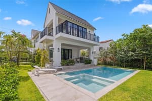 5262 La Gorce Drive, Miami Beach, FL 33140 - MLS#A12035596