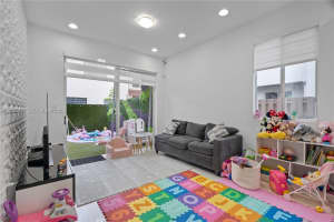 10294 71st Terrace, Doral, FL 33178 - MLS#A12035621