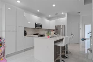 10294 71st Terrace, Doral, FL 33178 - MLS#A12035621