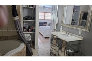 6895 Tamiami Canal Road, Miami, FL 33126 - MLS#A12035696