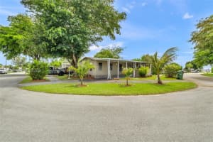 710 NW 217th Way, Pembroke Pines, FL 33029, - MLS#A12035821