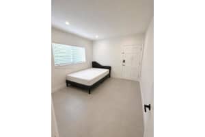 467 Golden Isles Dr Apt 110, Hallandale Beach, FL 33009, - MLS#A12035886