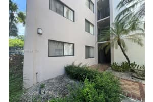 8760 Sw 133rd Ave Rd 107, Miami