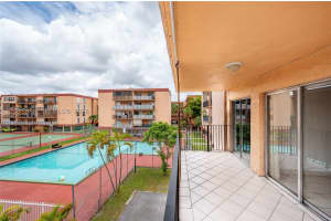 1910 W 56th St 3219, Hialeah 1910 W 56th St 3219, Hialeah