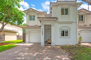 11203 73rd Terrace, Doral, FL 33178 - MLS#A12036038