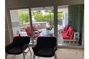 1103 Washington Street, Hollywood, FL 33019 - MLS#A12036133