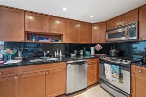 11 Island Avenue, Miami Beach, FL 33139 - MLS#A12036284