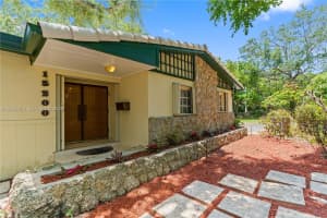 15200 SW 88th Ave, Palmetto Bay, FL 33157, - MLS#A12036425