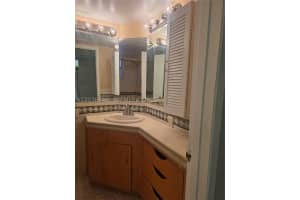 1304 NE 191st St # A-128, Miami, FL 33179, - MLS#A12036440