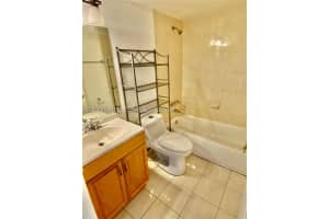 300 Palm Circle, Pembroke Pines, FL 33025 - MLS#A12036481