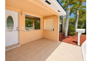 3327 Taft St, Hollywood, FL 33021, - MLS#A12036578
