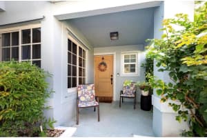 8815 Woodside Court, Davie, FL 33328 - MLS#A12036606